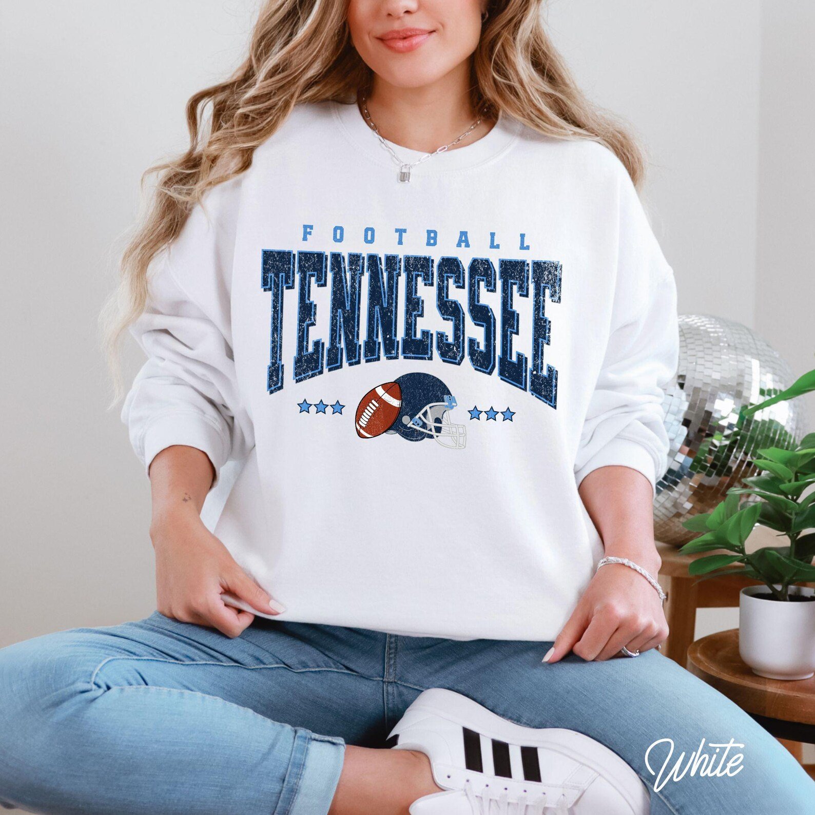 Football Graphic Sweatshirt – Vintage College Style Casual Top